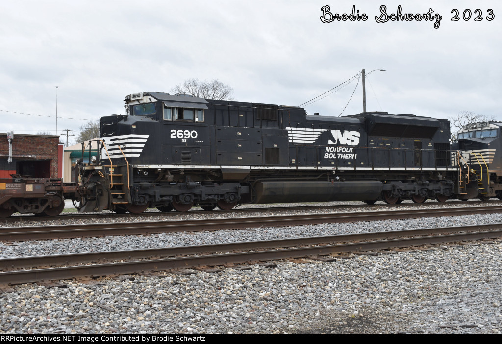 NS 2690